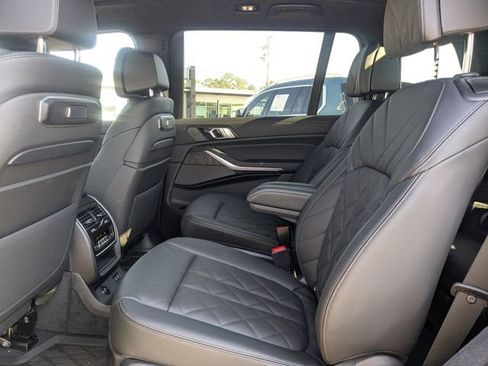New 2026 BMW X7 xDrive40i w/ M Sport Package image 15