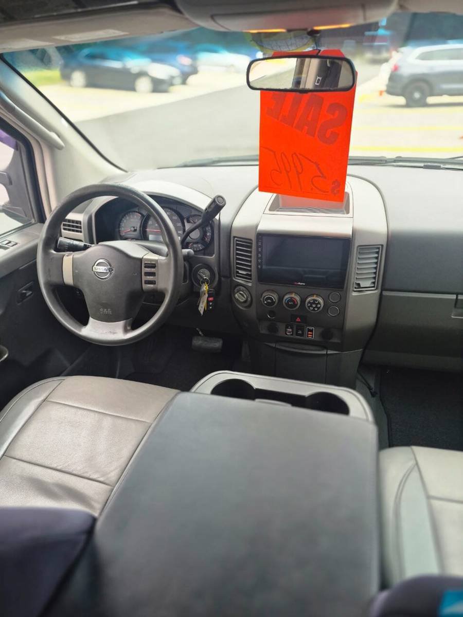 Used 2006 Nissan Titan XE w/ (W04) Preferred Pkg AWD/4WD image 14