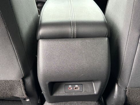 Used 2025 Nissan Altima 2.5 SV FWD image 23
