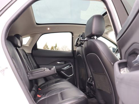Used 2019 Jaguar E-PACE S image 17