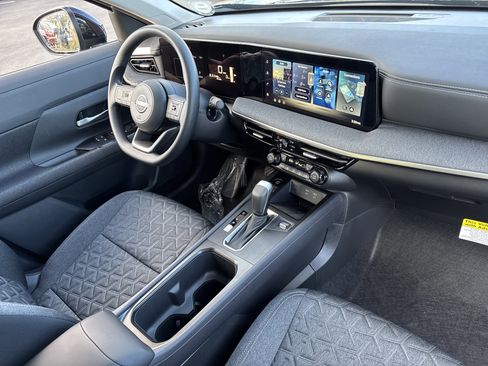 New 2026 Nissan Kicks SV w/ SV Premium Package image 21