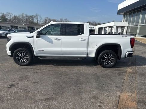 Used 2022 GMC Sierra 1500 AT4 w/ AT4 Preferred Package image 10