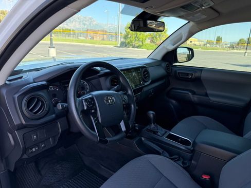 Used 2023 Toyota Tacoma SR AWD/4WD image 15