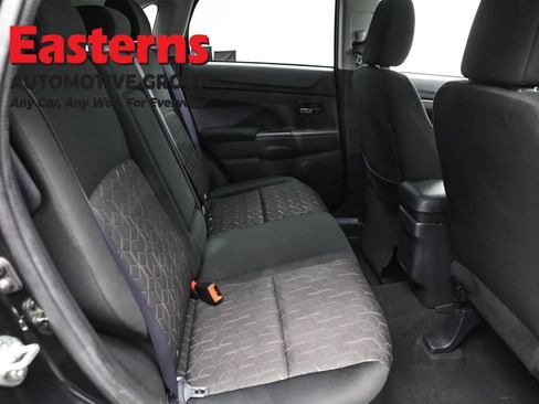 Used 2023 Mitsubishi Outlander Sport AWD image 21
