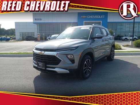 Certified 2026 Chevrolet TrailBlazer LT w/ Driver Confidence Package AWD/4WD image 1
