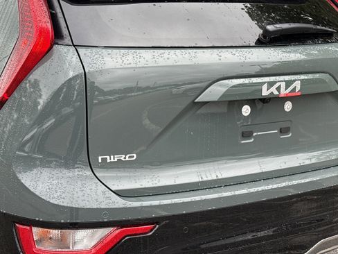 New 2025 Kia Niro Wind image 26