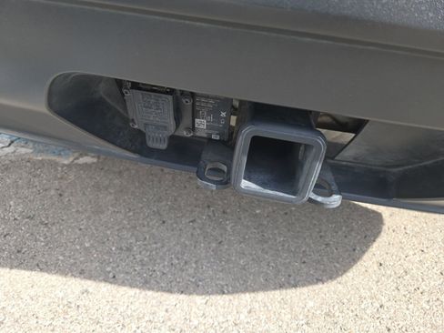 Used 2023 Volkswagen Atlas Cross Sport SE w/ Black Wheel Package AWD/4WD image 8