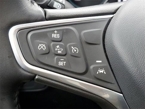 Used 2022 Chevrolet Equinox LT image 11