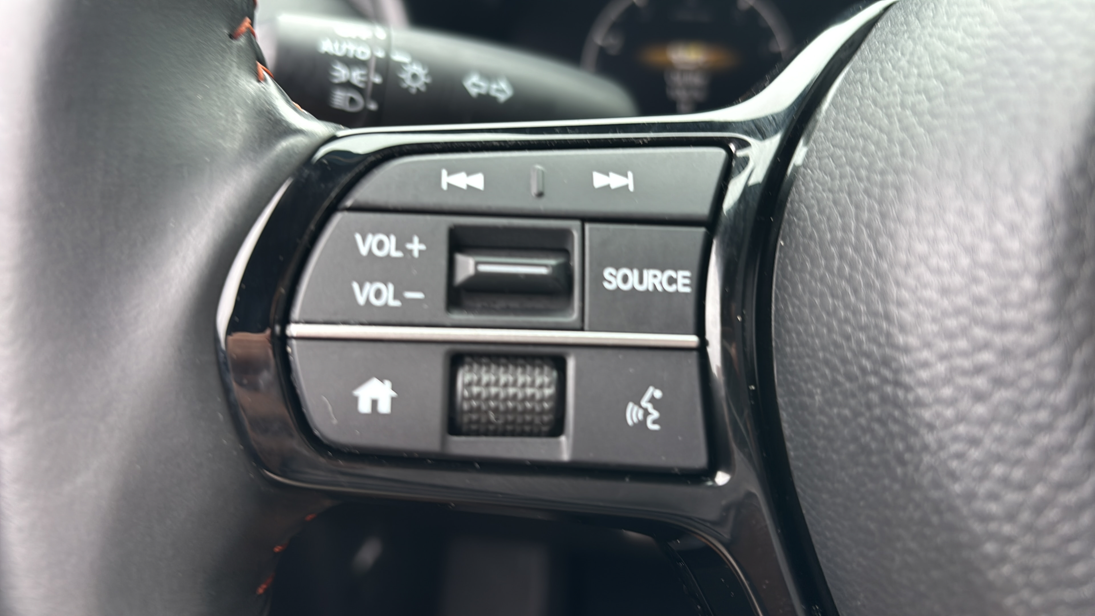 Certified 2024 Honda HR-V Sport image 32
