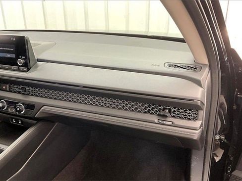 Certified 2025 Honda Accord LX image 17