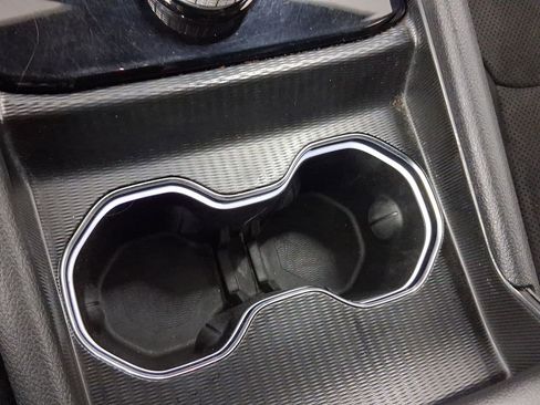 Used 2024 Jeep Grand Cherokee L Altitude image 25