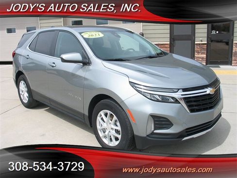 Used 2023 Chevrolet Equinox LT image 1