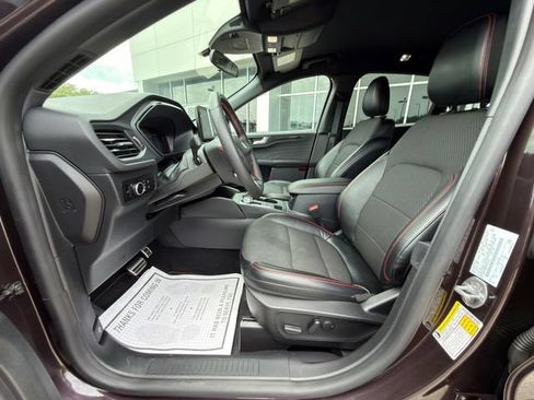 Used 2023 Ford Escape ST-Line w/ Tech Pack #1 FWD image 20