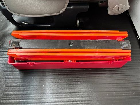 Used 2012 Chevrolet Express 3500 image 21