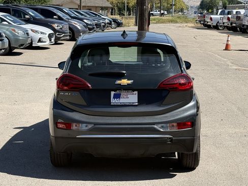 Used 2020 Chevrolet Bolt LT FWD image 5