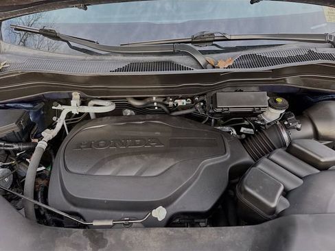 Used 2022 Honda Pilot Sport image 13