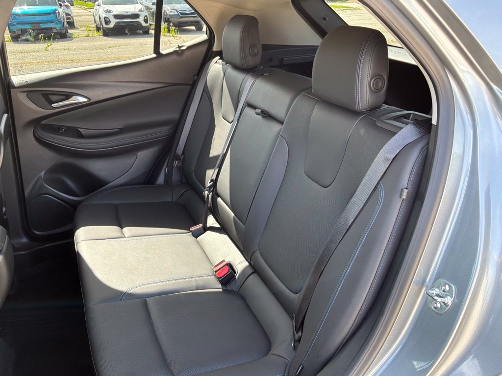 Used 2025 Buick Encore GX Sport Touring w/ Comfort Package FWD image 21