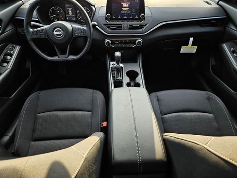New 2025 Nissan Altima 2.5 S image 9