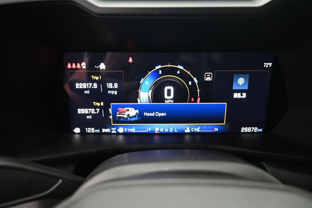 Used 2024 Chevrolet Colorado Trail Boss w/ Technology Package AWD/4WD image 18