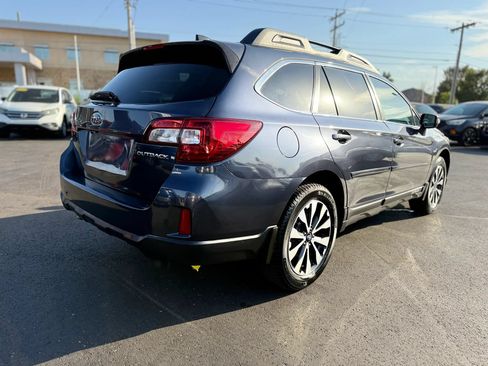 Used 2016 Subaru Outback 2.5i Limited AWD/4WD image 3