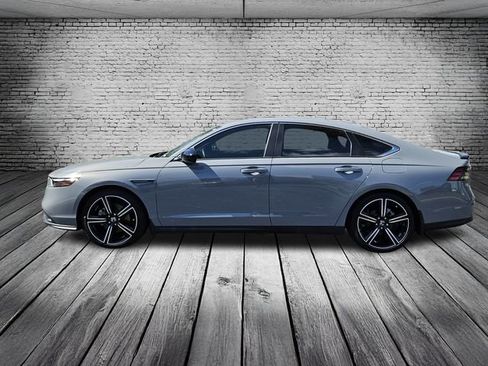 Certified 2023 Honda Accord Sport image 2