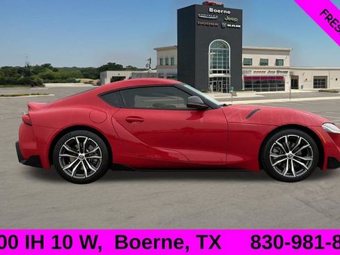 Used 2021 Toyota Supra w/ Safety & Technology Package RWD image 2
