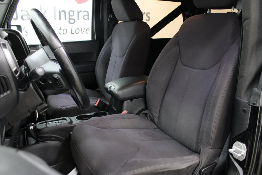Used 2013 Jeep Wrangler Sport AWD/4WD image 12