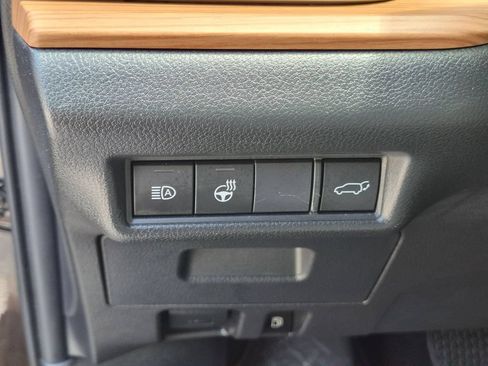 Used 2024 Toyota Grand Highlander AWD image 17