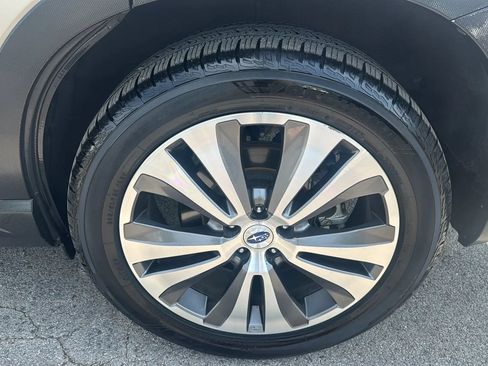 Used 2019 Subaru Ascent Limited w/ Popular Package #3 AWD/4WD image 34