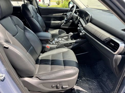 Used 2023 Kia Telluride EX AWD/4WD image 26