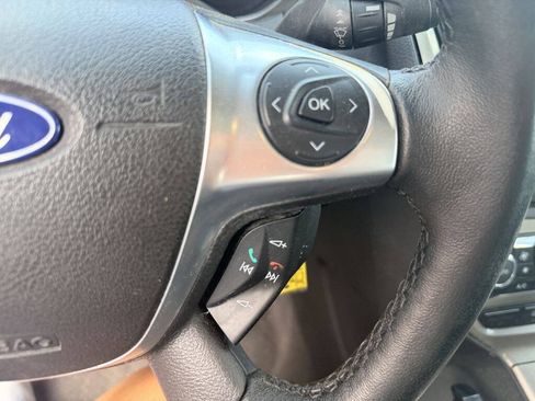 Used 2012 Ford Focus SEL FWD image 16