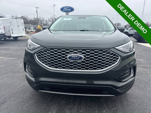 Used 2024 Ford Edge SEL w/ Convenience Package AWD/4WD image 3