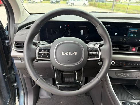 Used 2026 Kia Carnival SX Prestige FWD image 15