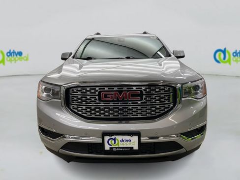 Used 2018 GMC Acadia Denali w/ Technology Package AWD/4WD image 16
