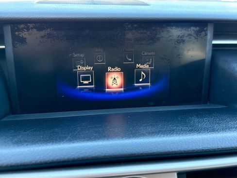 Used 2015 Lexus IS 250 image 29