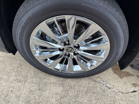 New 2026 Toyota Grand Highlander AWD image 33