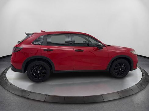 Used 2023 Honda HR-V Sport image 4
