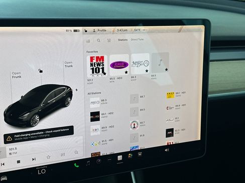 Used 2018 Tesla Model 3 Long Range image 16