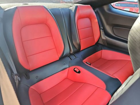 Used 2019 Ford Mustang GT Premium w/ Performance Package - Level 2 RWD image 11