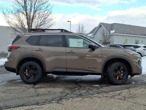 New 2026 Nissan Rogue SV w/ Rock Creek Premium Package AWD/4WD image 3