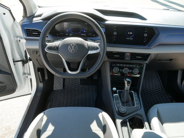 Certified 2024 Volkswagen Taos SE AWD/4WD image 21