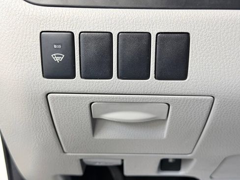 Used 2017 Toyota Highlander XLE AWD/4WD image 41
