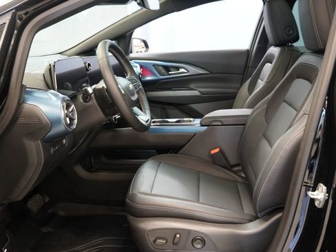 New 2026 Chevrolet Equinox EV LT FWD image 5