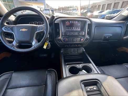Used 2017 Chevrolet Silverado 1500 High Country image 15