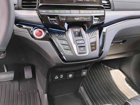 New 2026 Honda Odyssey Elite image 33