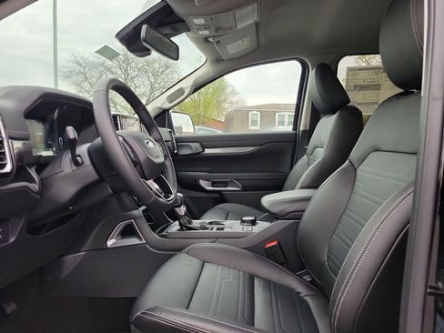 New 2025 Ford Ranger Lariat w/ Chrome Accent Package image 18