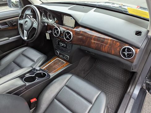 Used 2014 Mercedes-Benz GLK 350 4MATIC image 33