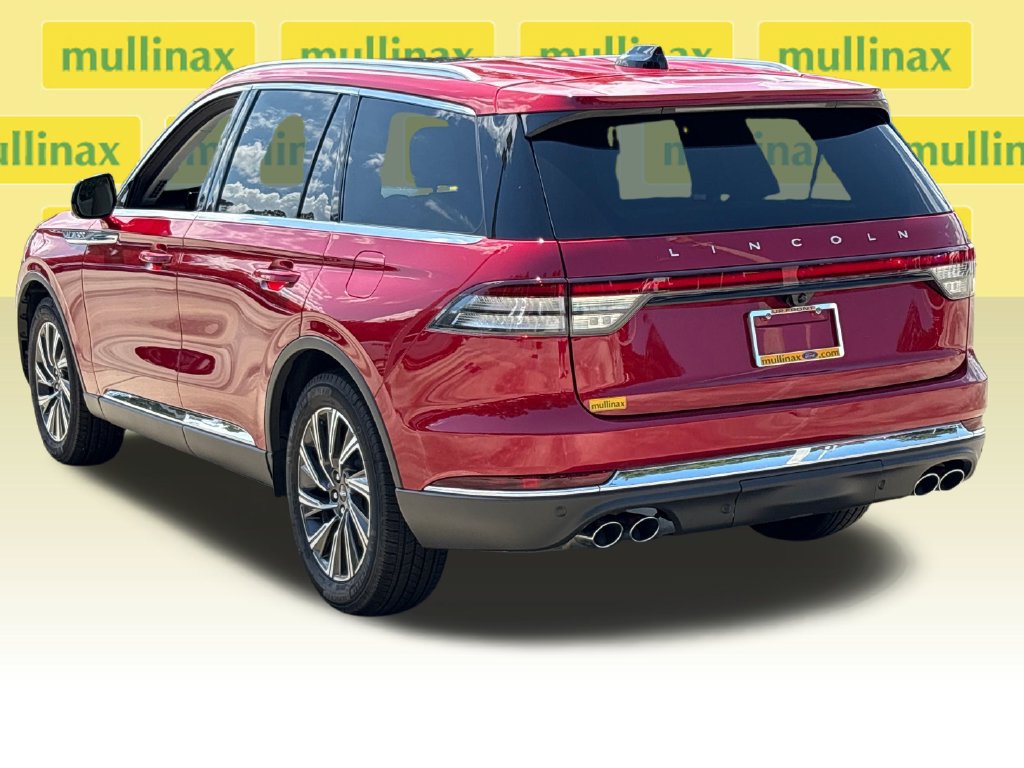 Used 2025 Lincoln Aviator 2WD w/ Equipment Group 101A image 11