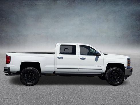 Used 2016 Chevrolet Silverado 2500 LTZ w/ LTZ Plus Package RWD image 2