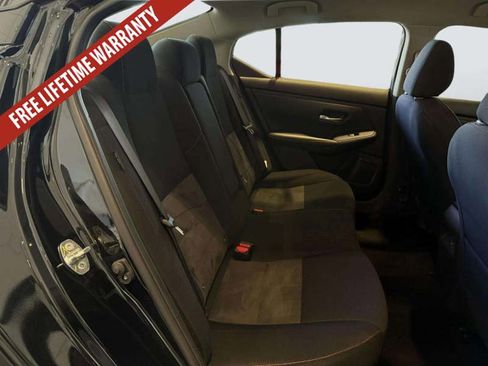 Used 2025 Nissan Sentra SR FWD image 30